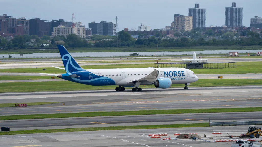 LN-LNO · Boeing 787-9 at John F. Kennedy International Airport (photo 3 of 3)