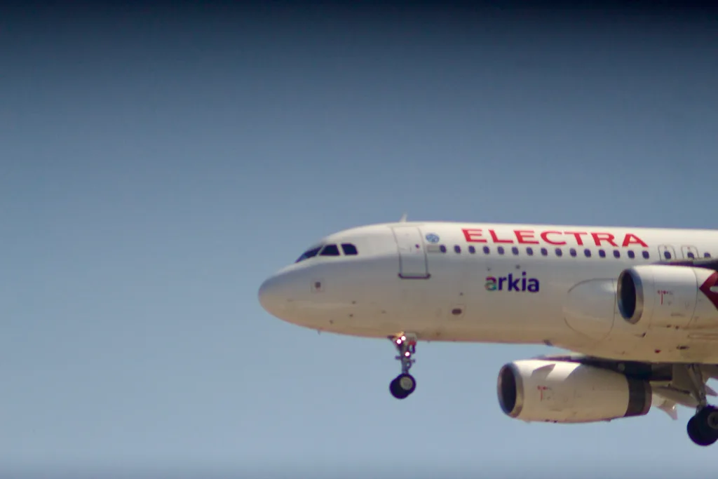 LZ-EAO · Airbus A320 at Ben Gurion International Airport (photo 4 of 4)