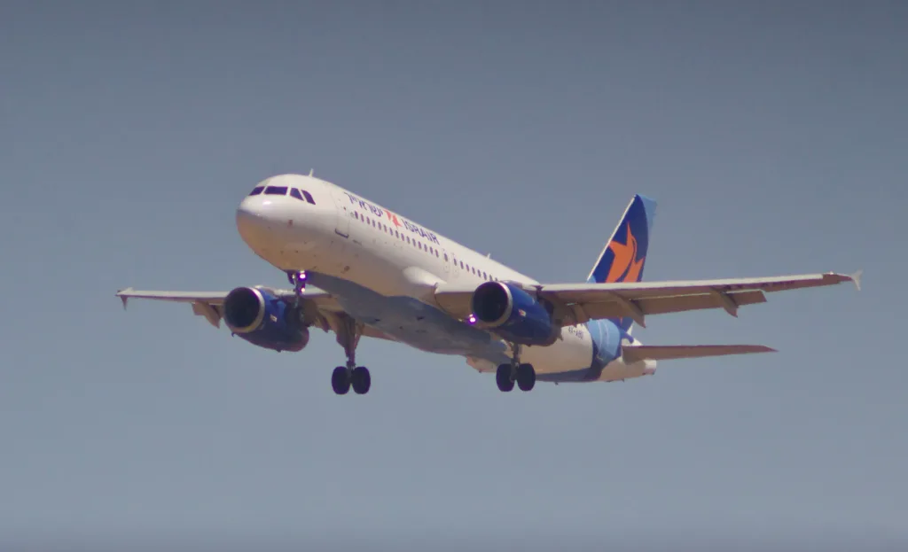 4X-ABS · Airbus A320 at Ben Gurion International Airport