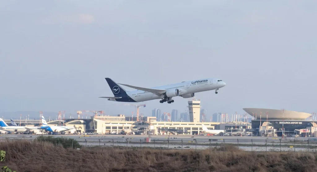D-ABPD · Boeing 787-900 at Ben Gurion International Airport (photo 5 of 5)