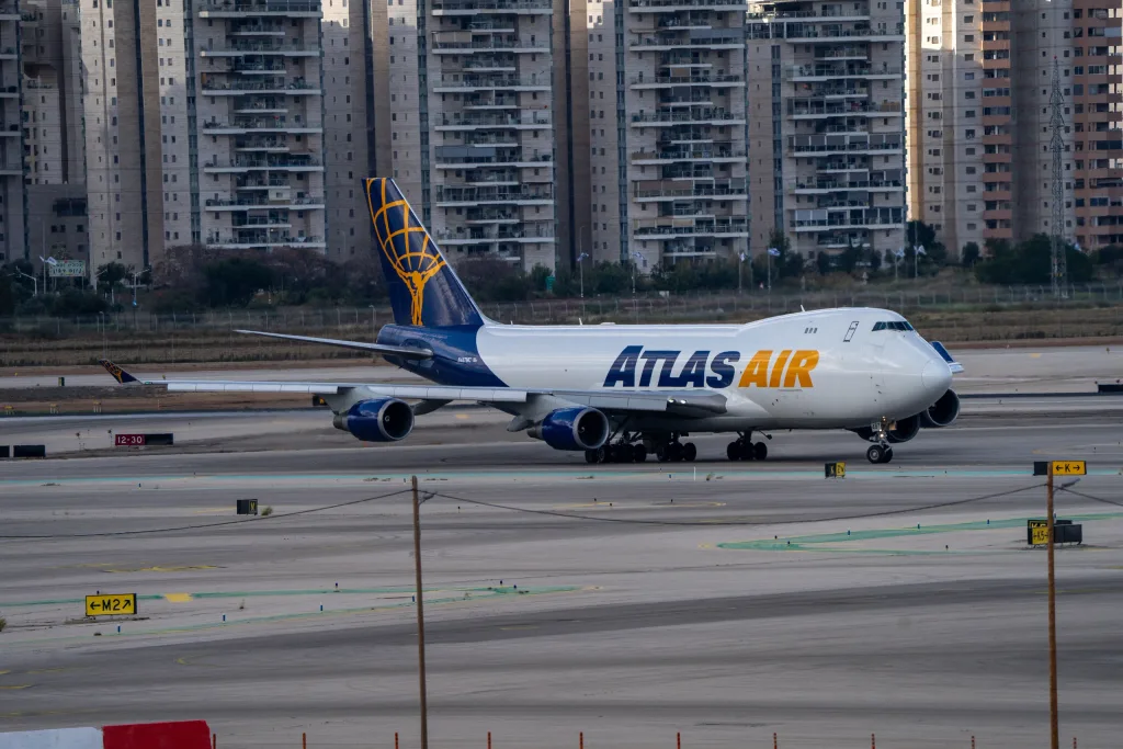 N487MC · Boeing 747-400 at Ben Gurion International Airport (photo 2 of 2)