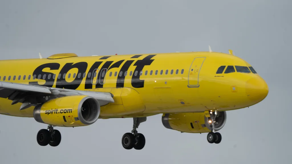 N626NK · Airbus A320-232 at Fort Lauderdale Hollywood International Airport (photo 1 of 2)