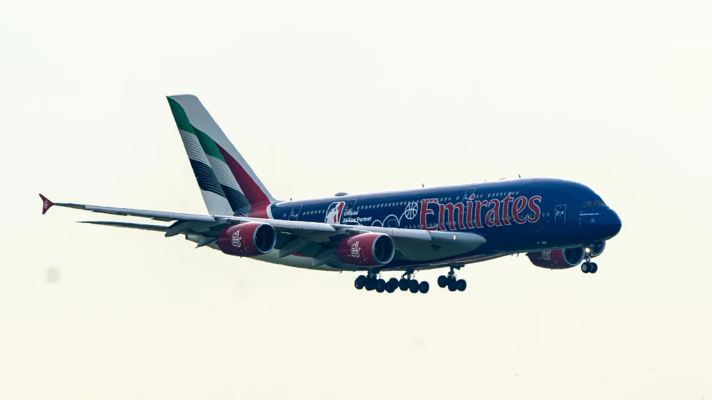 A6-EOD · Airbus A380-800 at John F. Kennedy International Airport (photo 4 of 6)