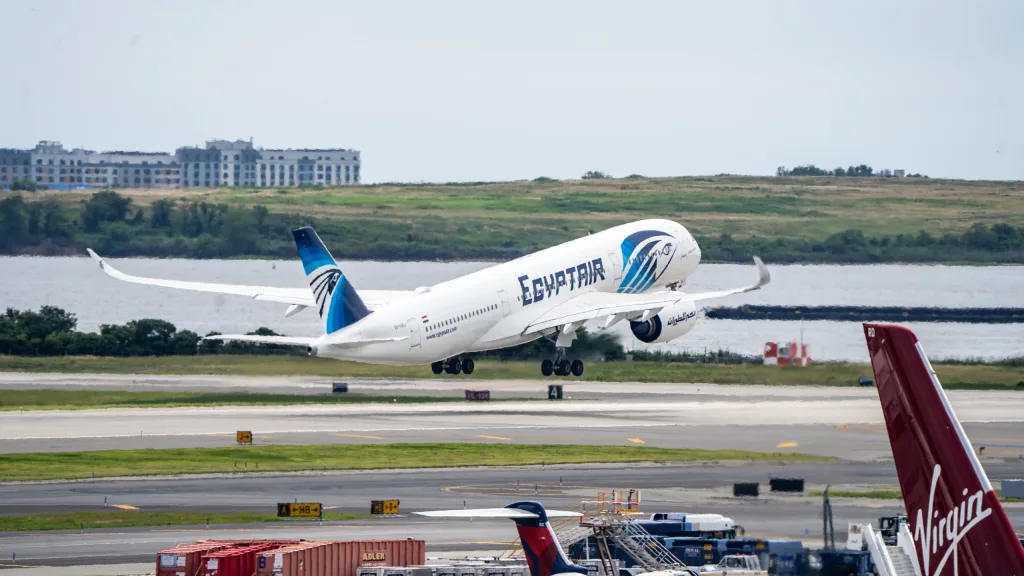 SU-GGJ · Airbus A350-900 at John F. Kennedy International Airport (photo 1 of 3)
