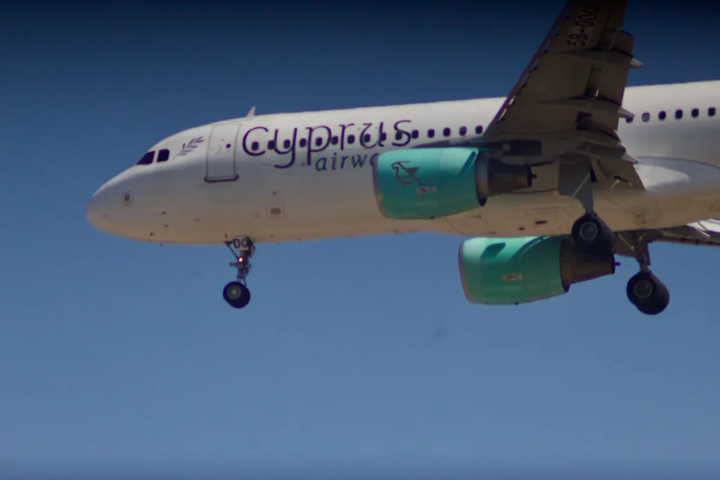 5B-DDQ · Airbus A320 at Ben Gurion International Airport (photo 3 of 3)