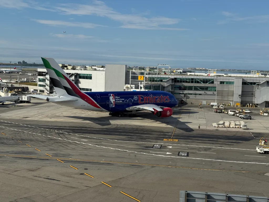 A6-EOD · Airbus A380-800 at John F. Kennedy International Airport (photo 3 of 3)
