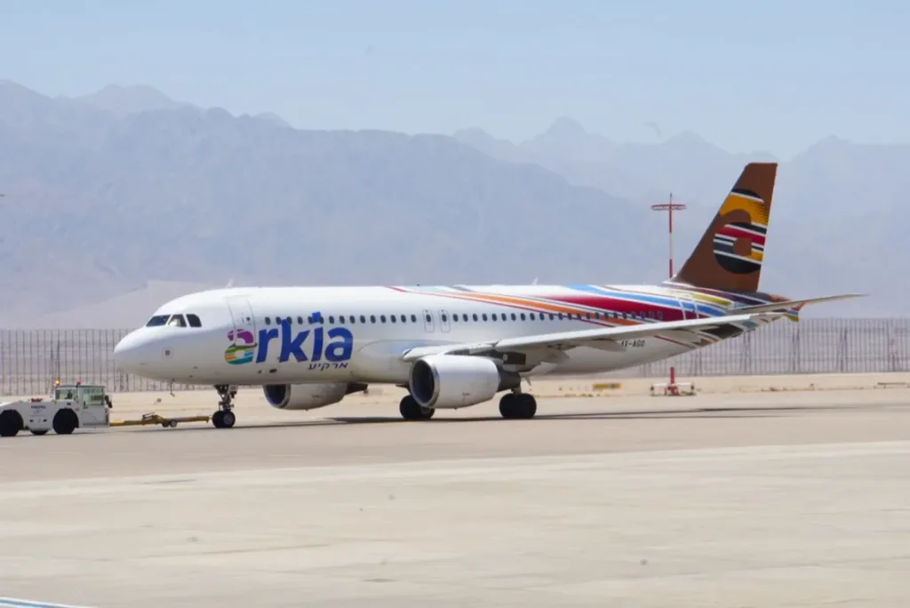 4X-AGO · Airbus A320 at Ramon International Airport