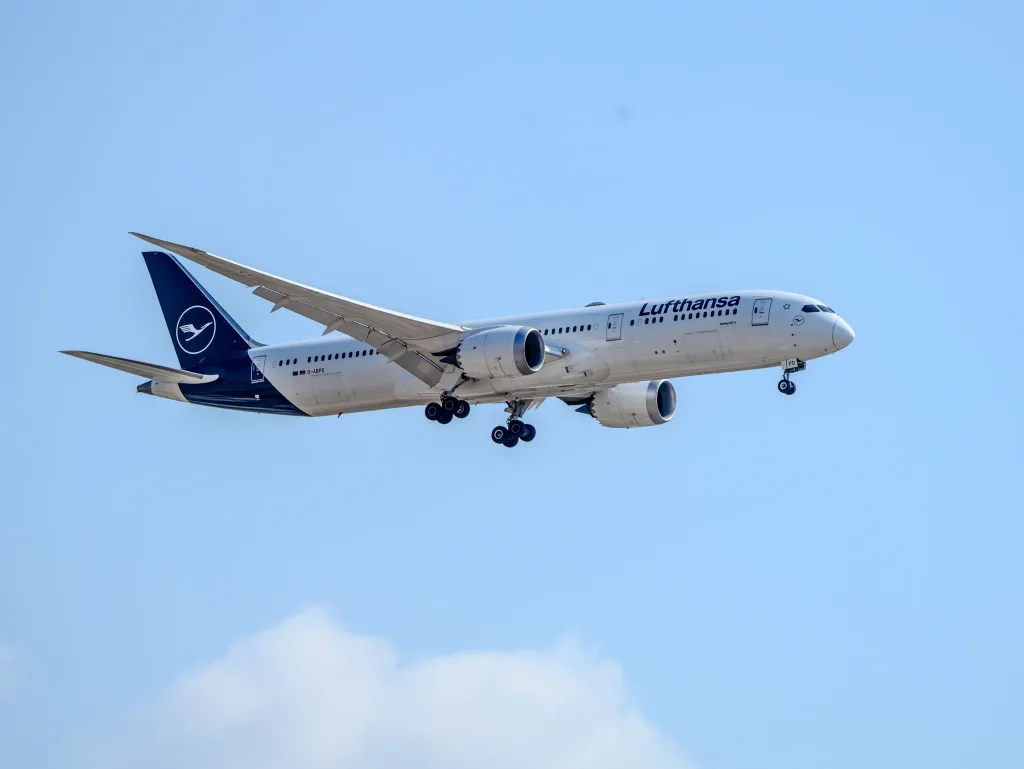D-ABPD · Boeing 787-9 at Ben Gurion International Airport (photo 6 of 8)