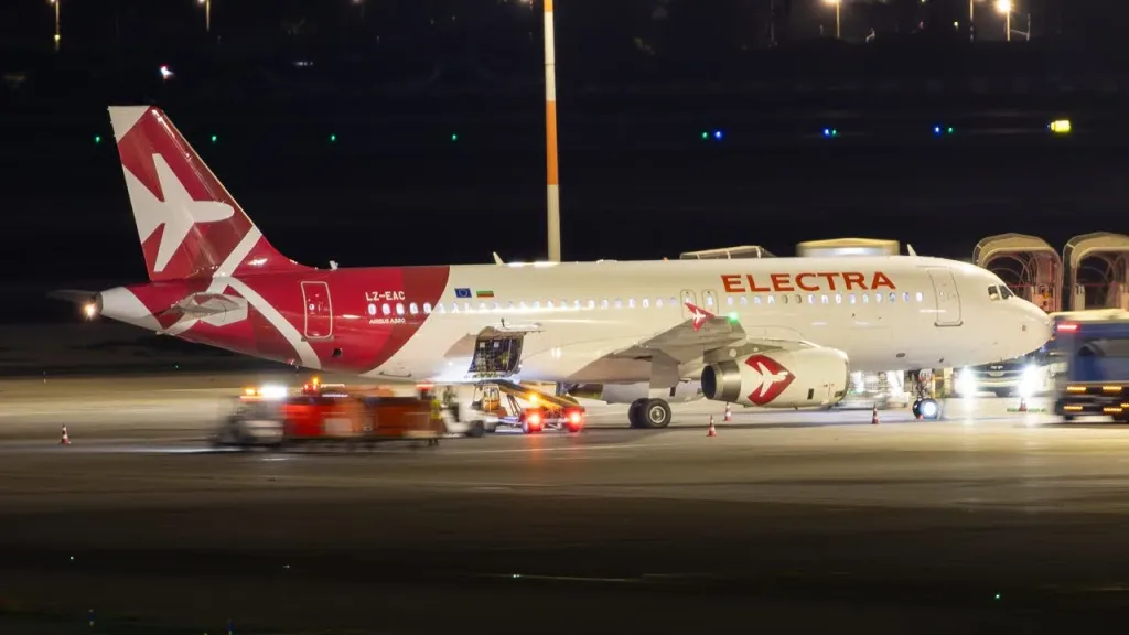 LZ-EAC · a320 at Ben Gurion International Airport