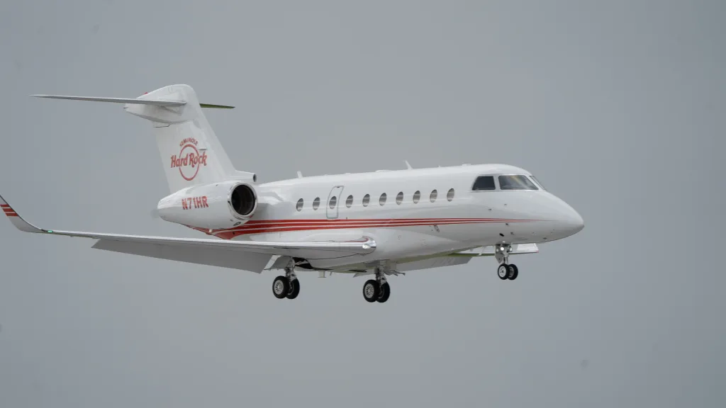 N71HR · Gulfstream G280 at Fort Lauderdale Hollywood International Airport