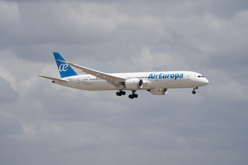 EC-NFM · Boeing 787-9 at Ben Gurion International Airport (photo 2 of 3)