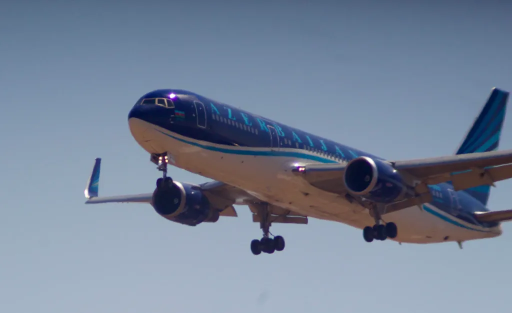 4K-AZ82 · Boeing 767-300 at Ben Gurion International Airport