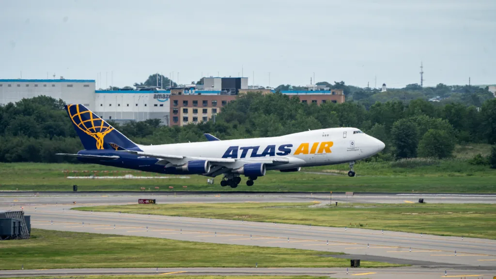 N418MC · Boeing 747-400F at John F. Kennedy International Airport