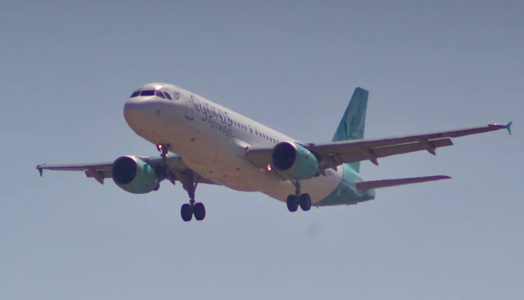 5B-DDQ · Airbus A320 at Ben Gurion International Airport (photo 2 of 3)