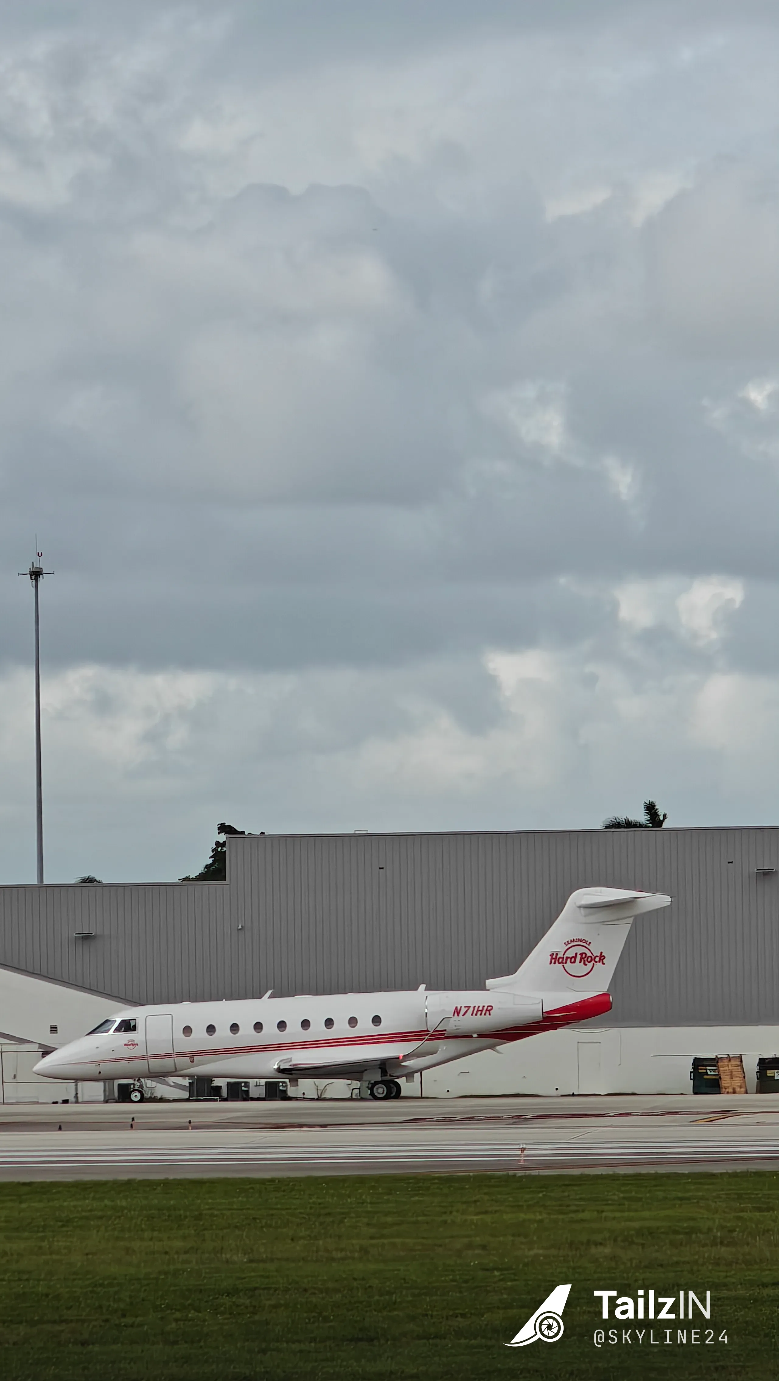 N71HR · Gulfstream G280 at Fort Lauderdale Hollywood International Airport (photo 2 of 2)