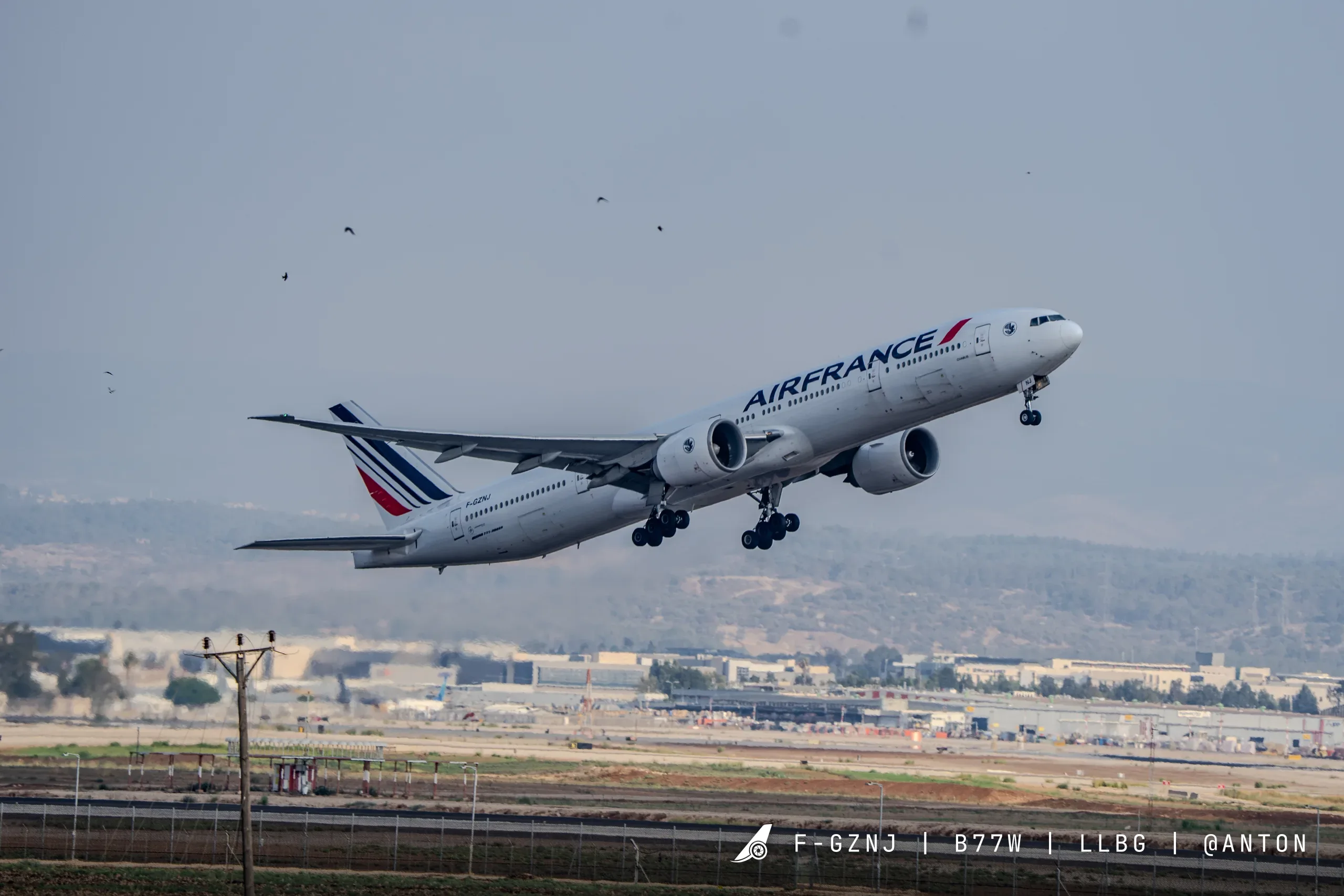 F-GZNJ · Boeing 777-300ER at Ben Gurion International Airport (photo 7 of 8)