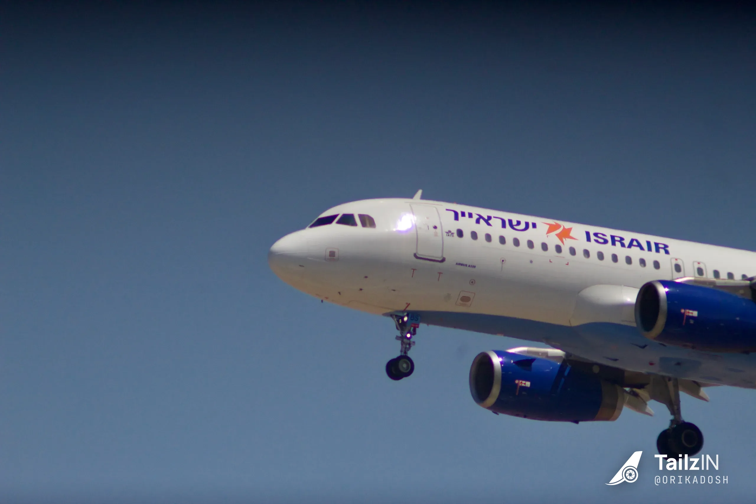 4X-ABS · Airbus a320-232 at Ben Gurion International Airport (photo 2 of 8)