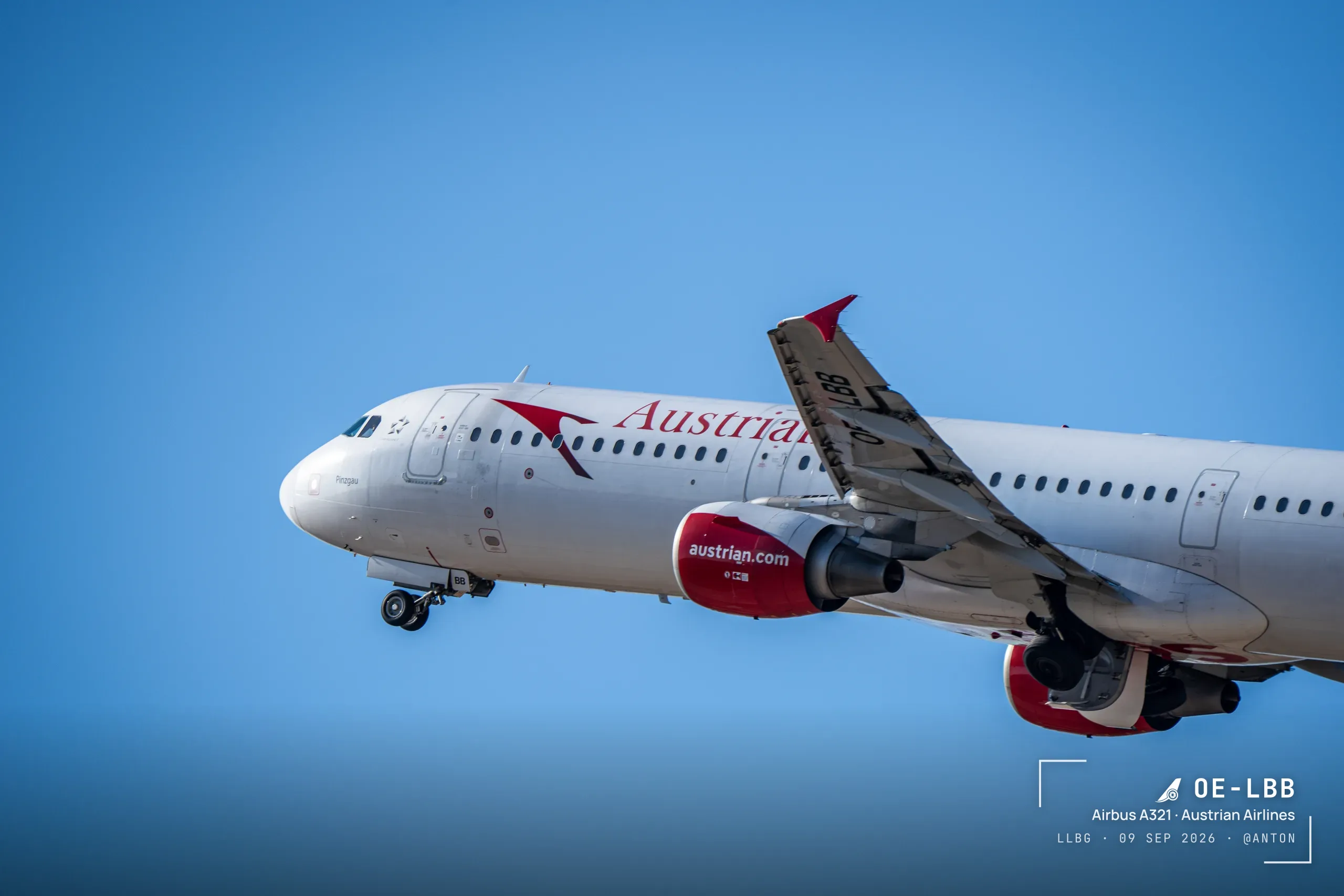 OE-LBB · Airbus A321 at Ben Gurion International Airport (photo 2 of 2)
