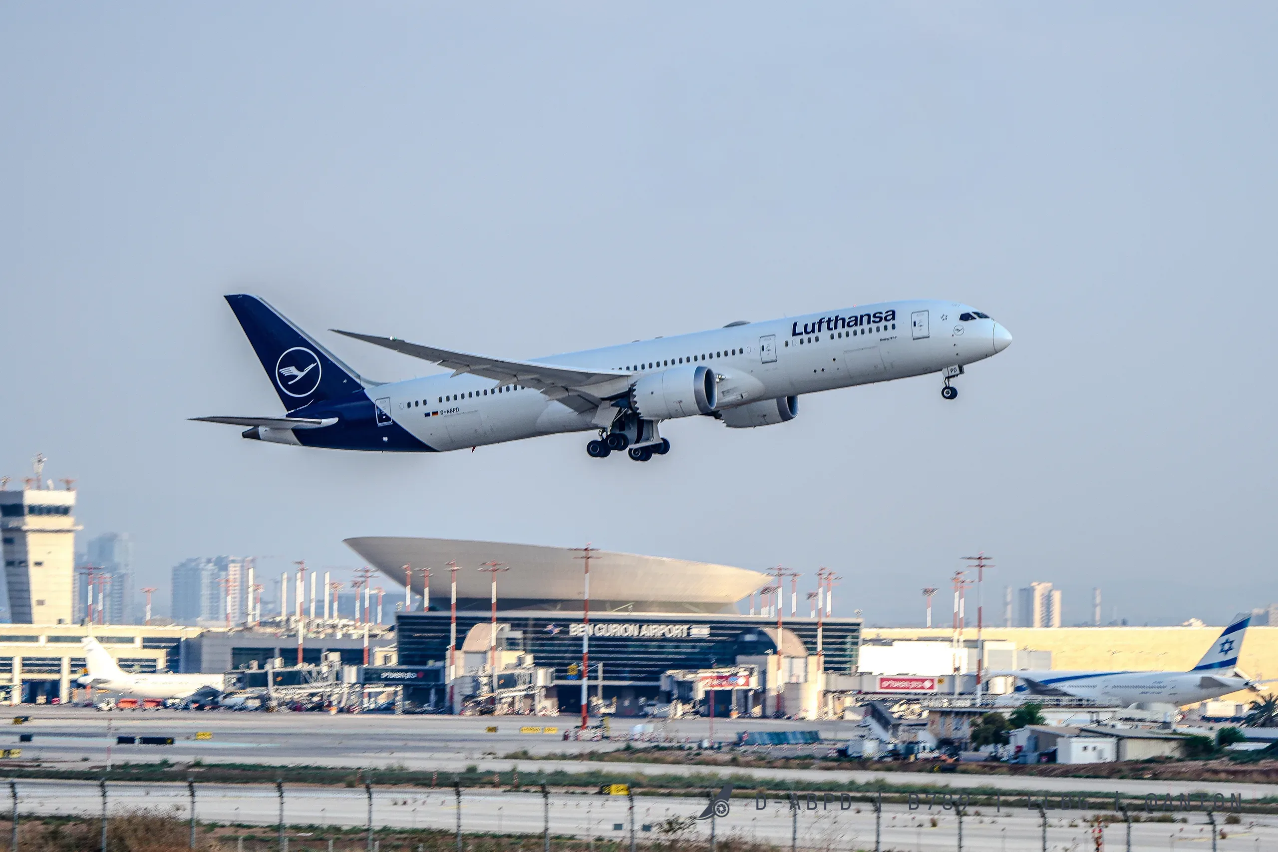 D-ABPD · Boeing 787-9 at Ben Gurion International Airport (photo 8 of 8)