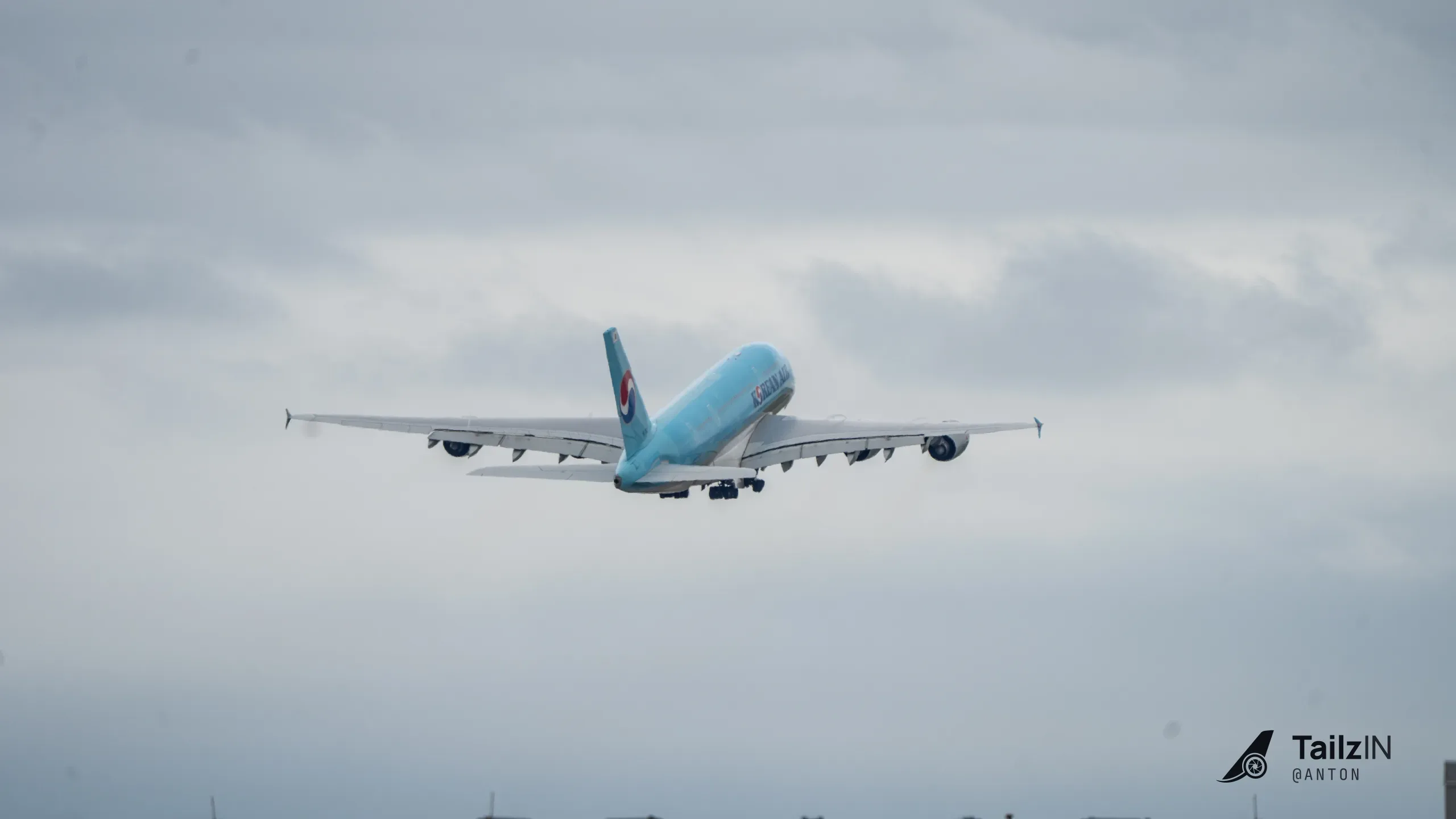 HL7621 · Airbus A380-800 at John F. Kennedy International Airport (photo 4 of 4)