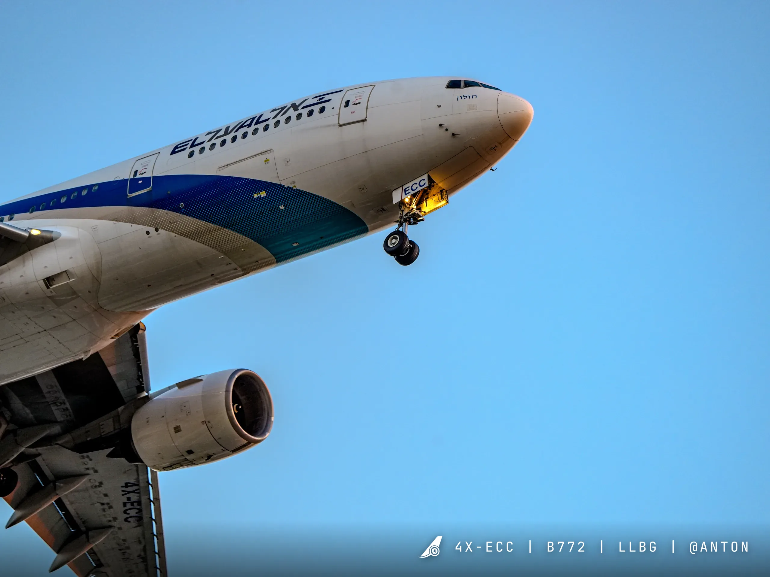4X-ECC · Boeing 777-200 at Ben Gurion International Airport (photo 3 of 4)