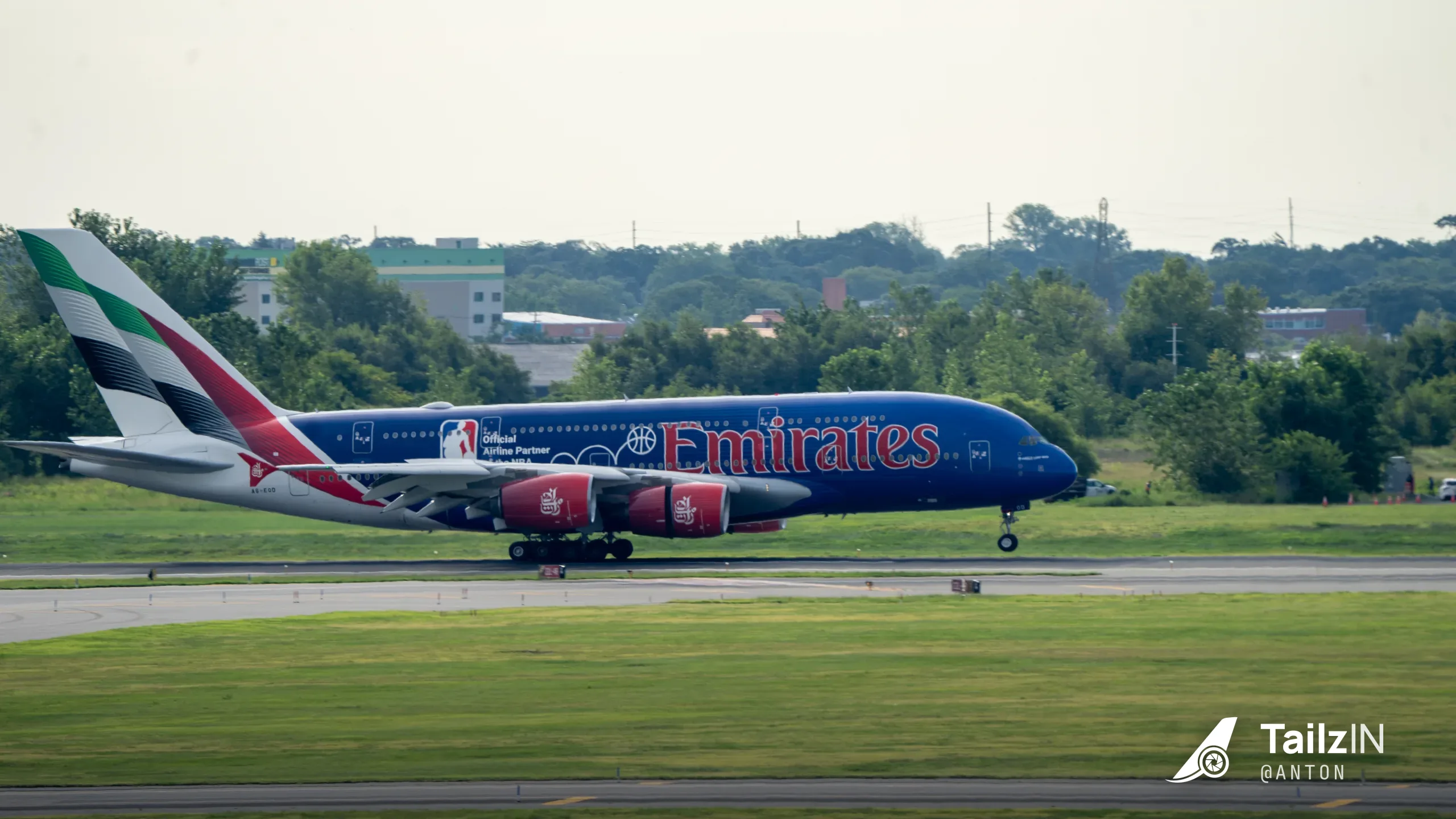 A6-EOD · Airbus A380-800 at John F. Kennedy International Airport (photo 5 of 6)