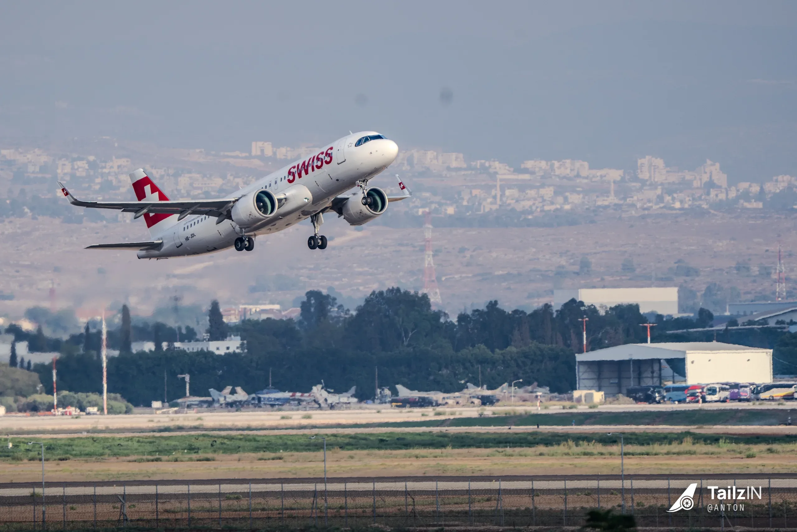 HB-JDL · Airbus A320neo at Ben Gurion International Airport (photo 3 of 3)