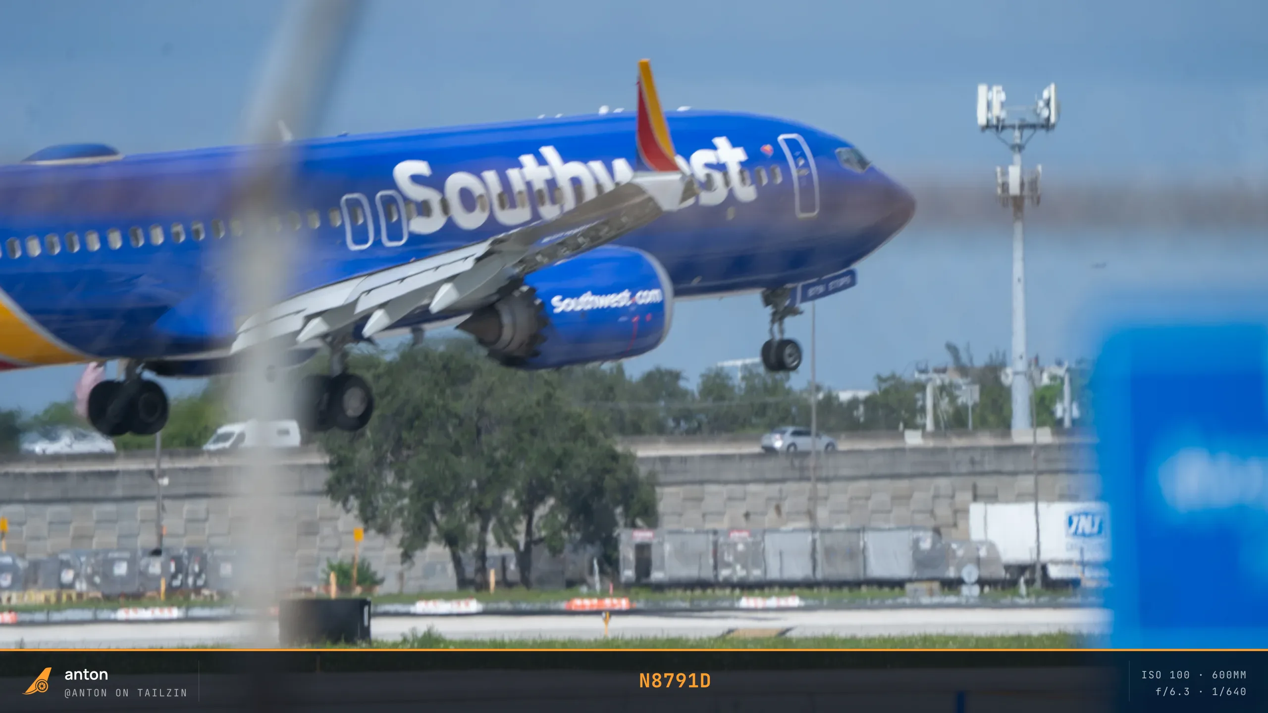N8791D · Boeing 737 MAX 8 at Fort Lauderdale Hollywood International Airport (photo 2 of 2)