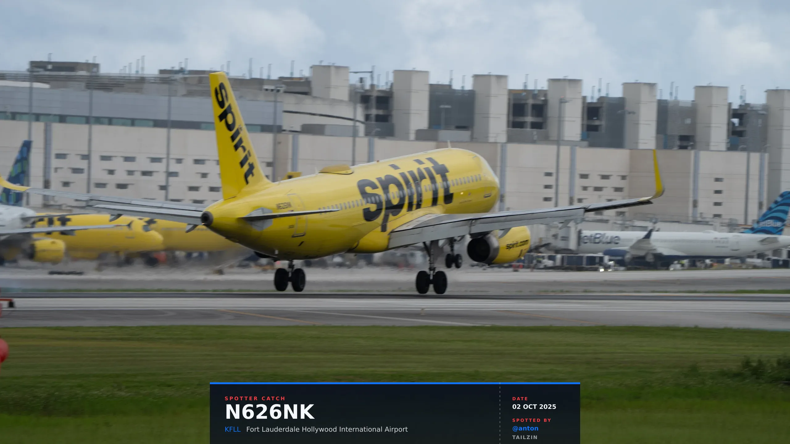 N626NK · Airbus A320-232 at Fort Lauderdale Hollywood International Airport (photo 2 of 2)