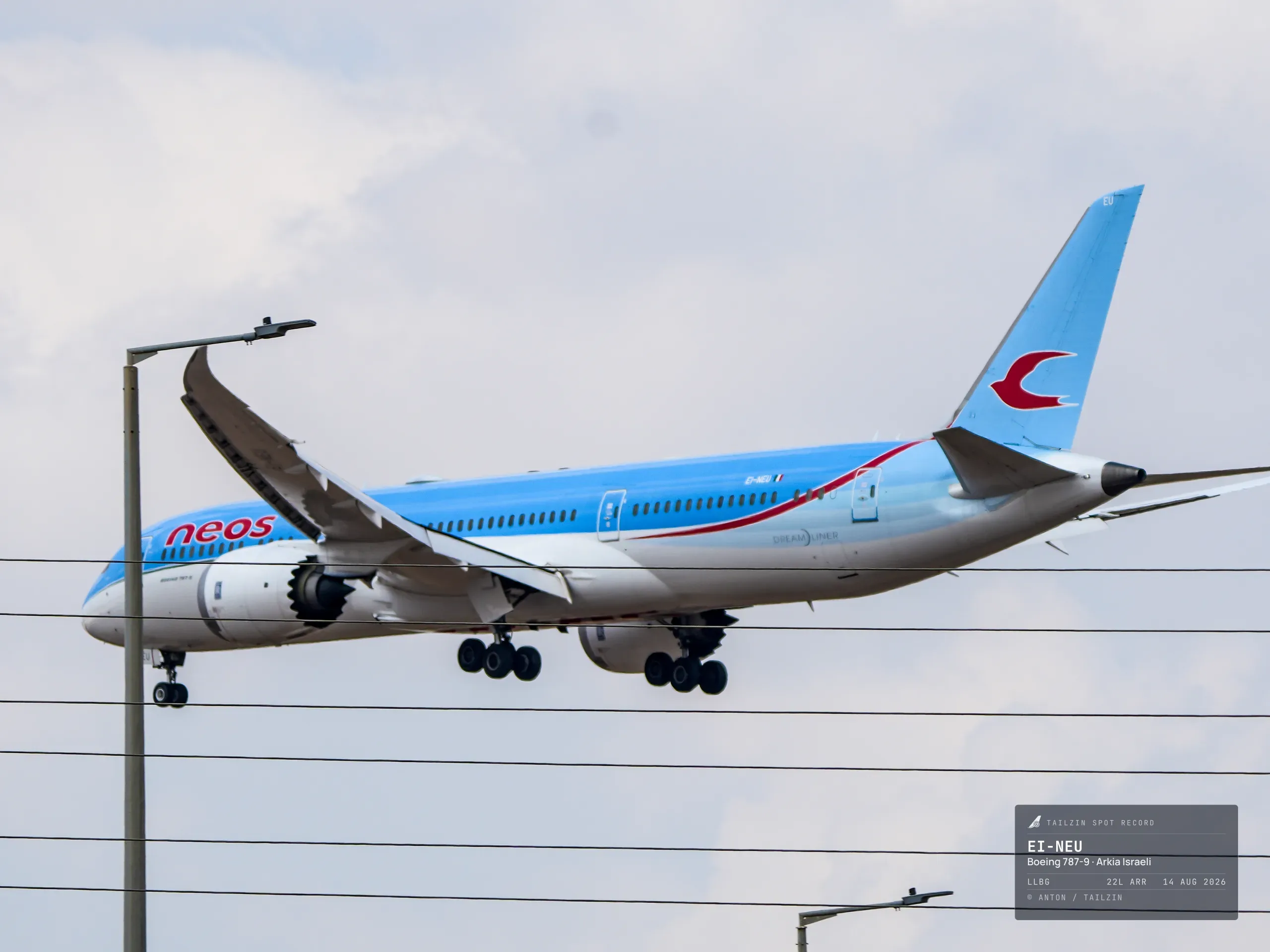 EI-NEU · Boeing 787-9 at Ben Gurion International Airport (photo 2 of 3)
