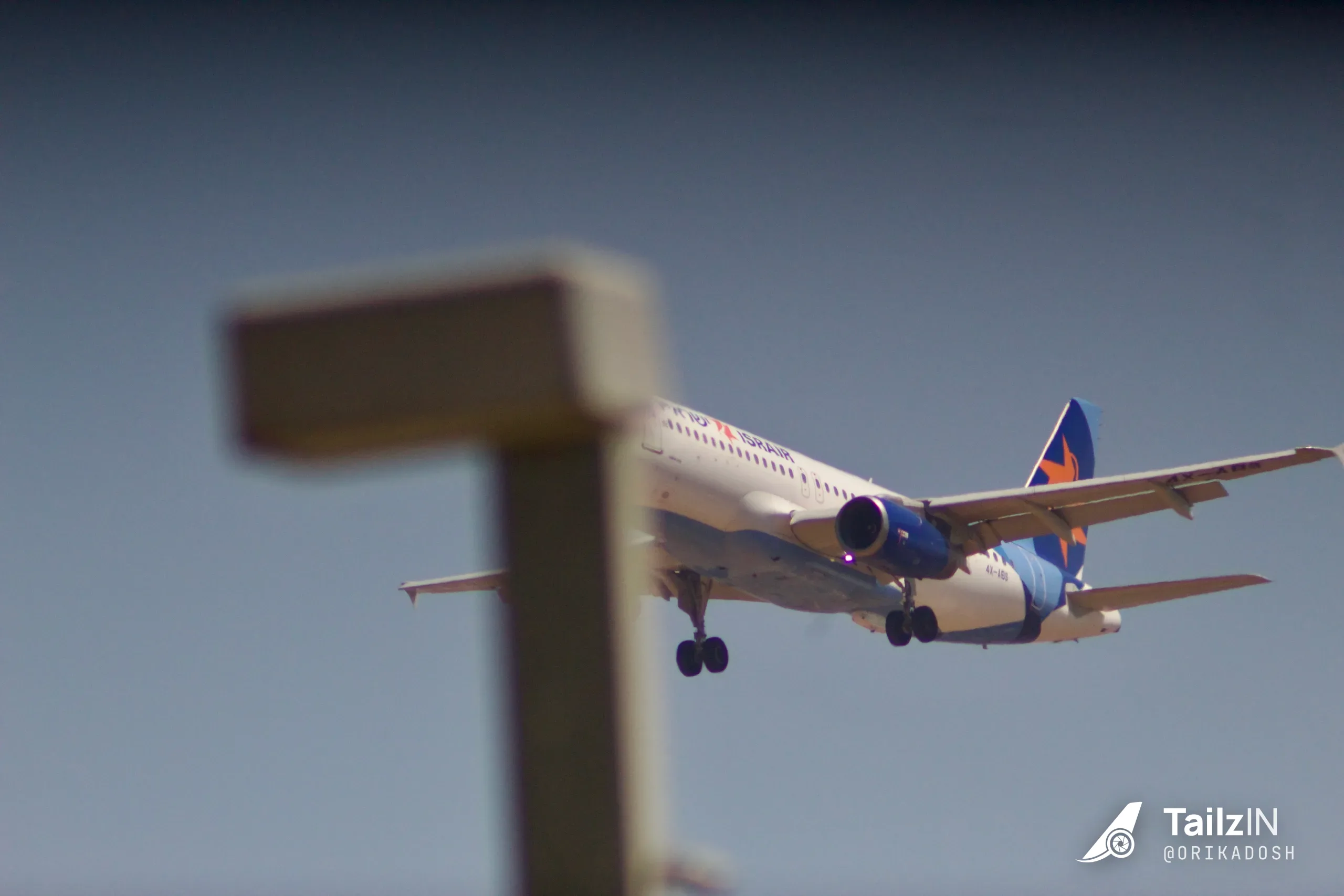 4X-ABS · Airbus a320-232 at Ben Gurion International Airport (photo 7 of 8)
