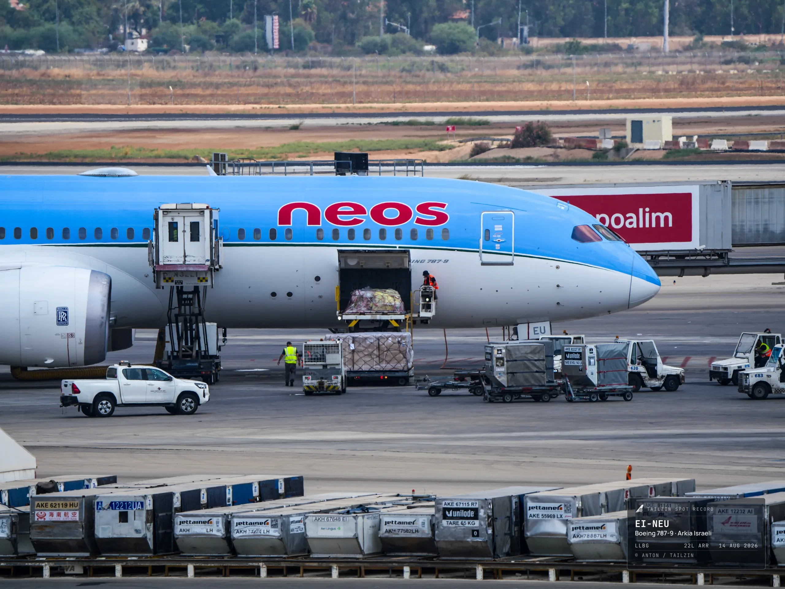 EI-NEU · Boeing 787-9 at Ben Gurion International Airport (photo 3 of 3)